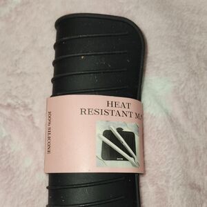 Black Heat Resistant Mat